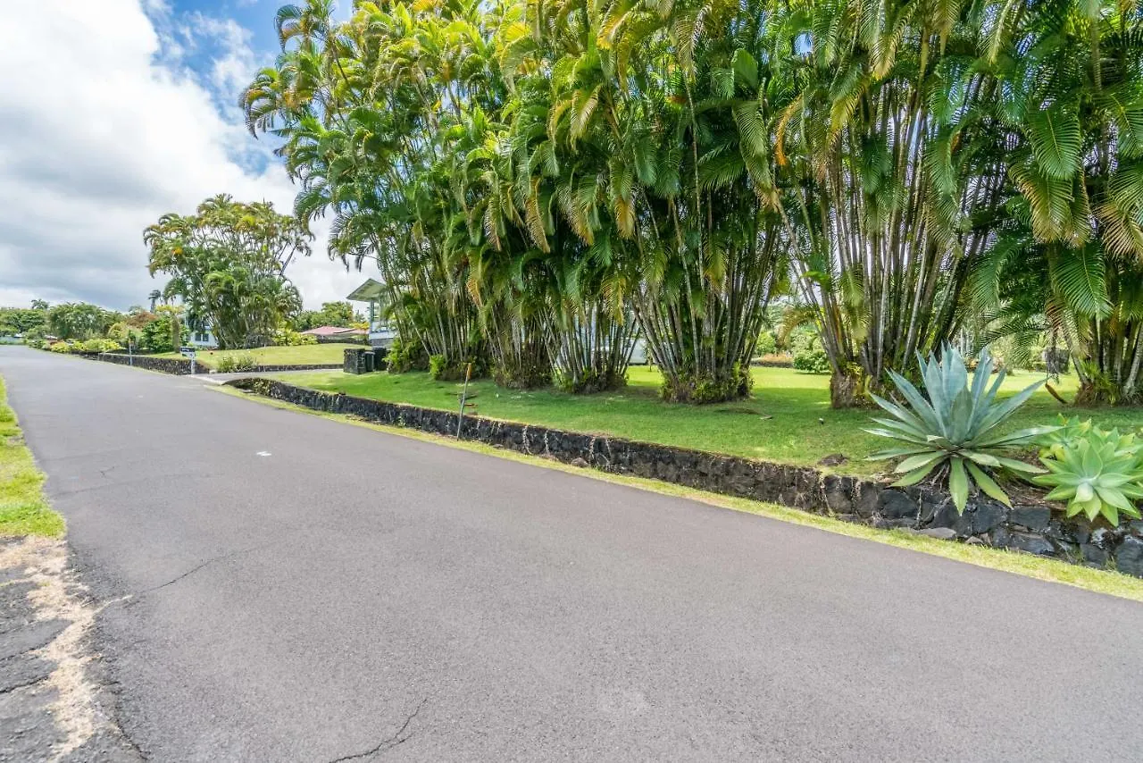 Old Hawaiian Bed And Breakfast Χίλο